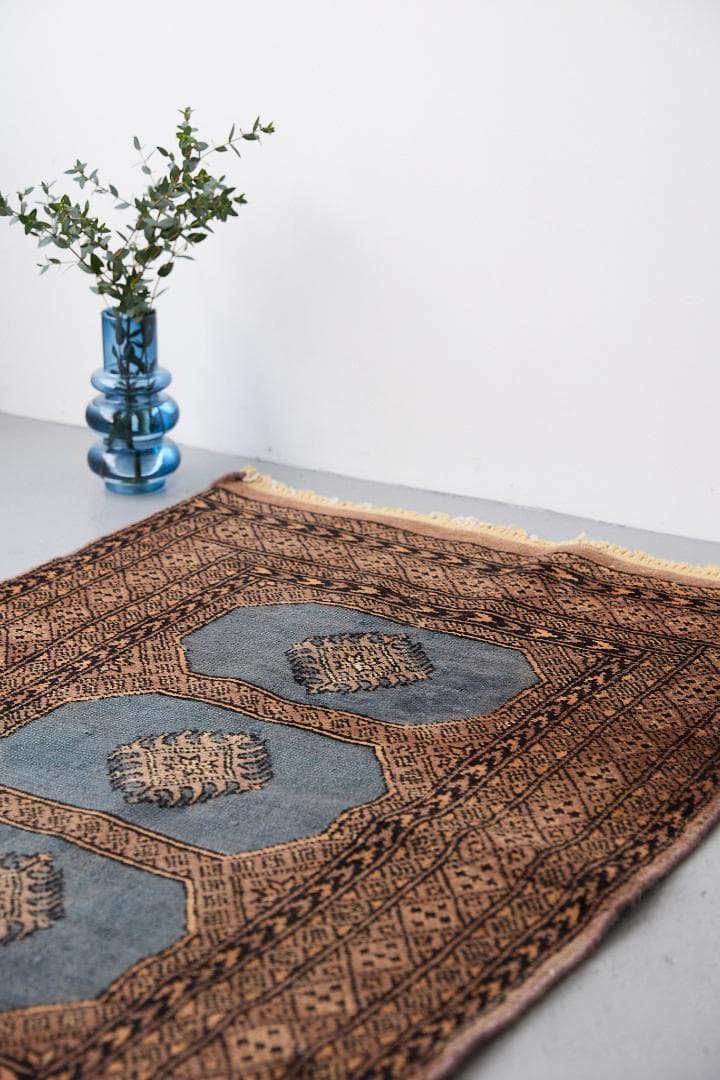 ヴィンテージラグ　トライバルラグ　ラホール産（119×76cm）青　茶　グレー