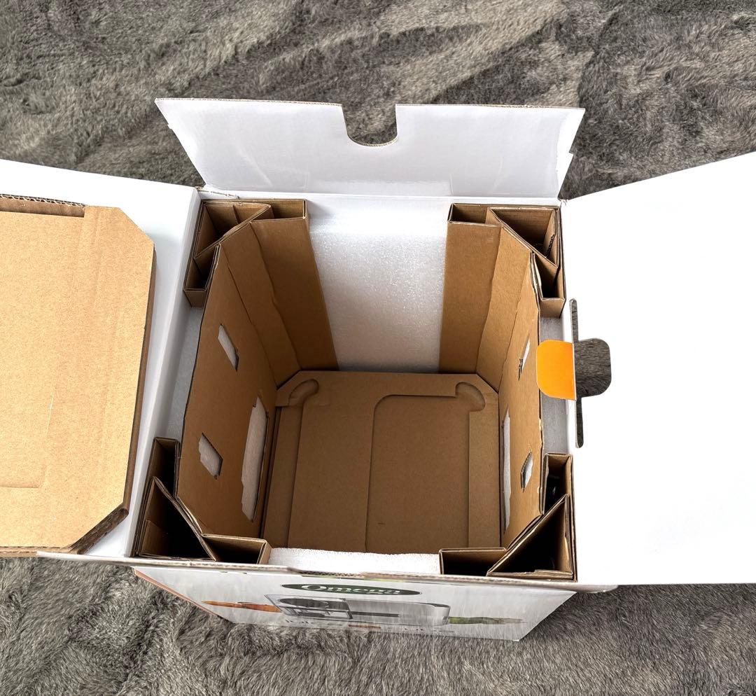 【美品】Omegaオメガジューサー JuiceCube CUBE300S 箱付き