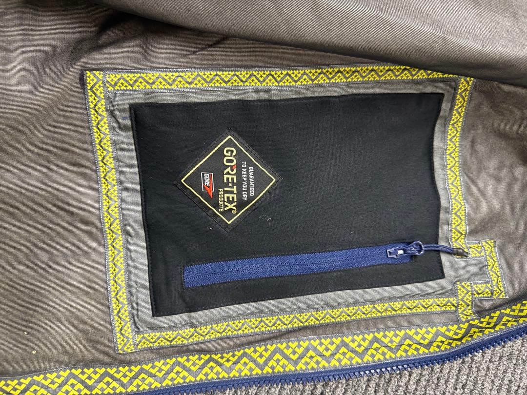 BLACK CROWSブラッククロウズSKI 上下ウェア