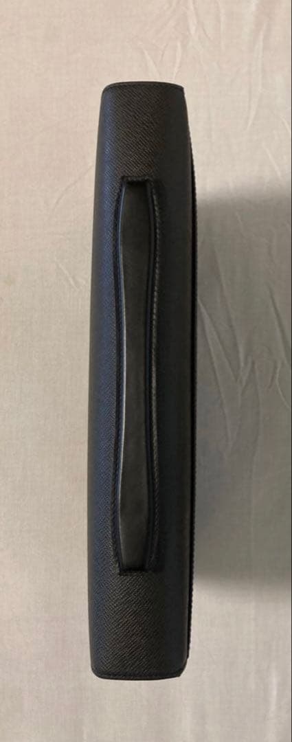 グ*プ様 #LOUISVUITTON #タイガ #メンズビジネスバッグ 至急売却