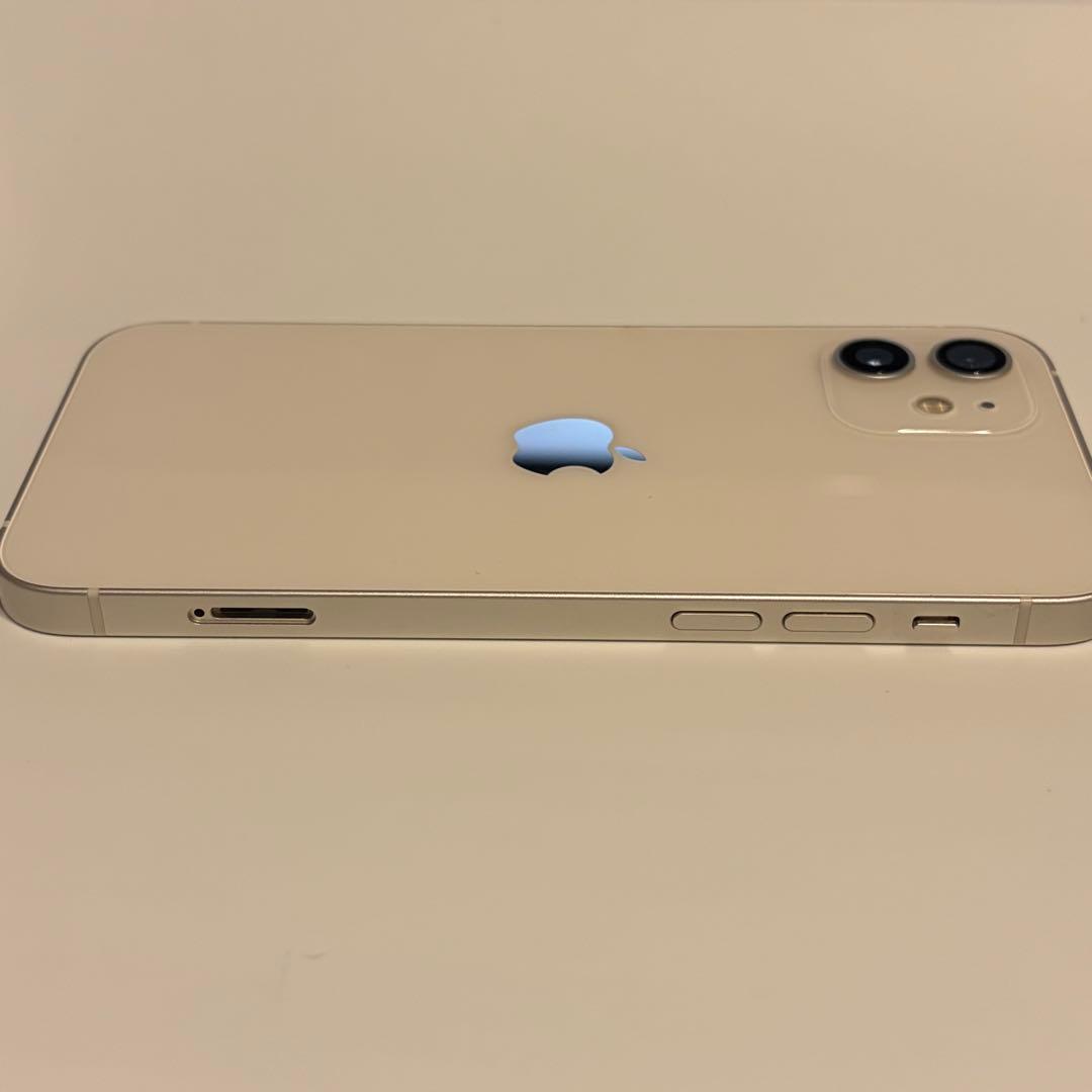 【美品】iPhone 12 ホワイト 256GB SIMロック解除済初期化済み