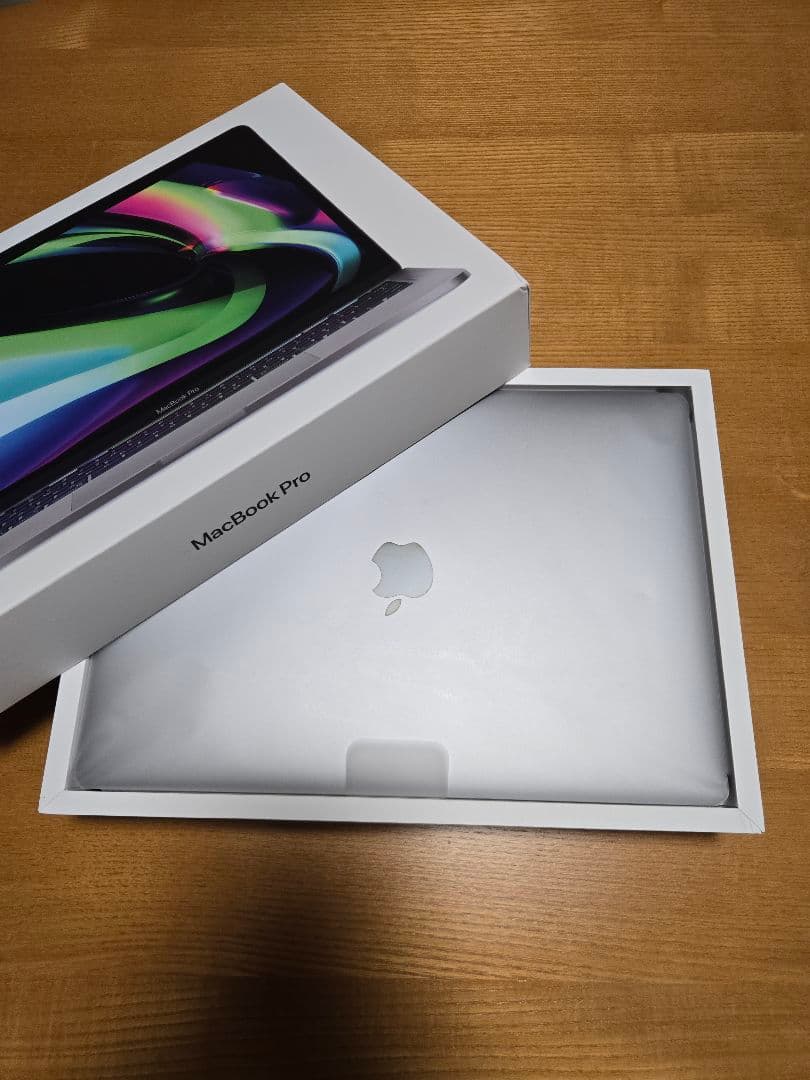 MacBook Pro 13インチ M1 2020/16GB/1TB/おまけ付き
