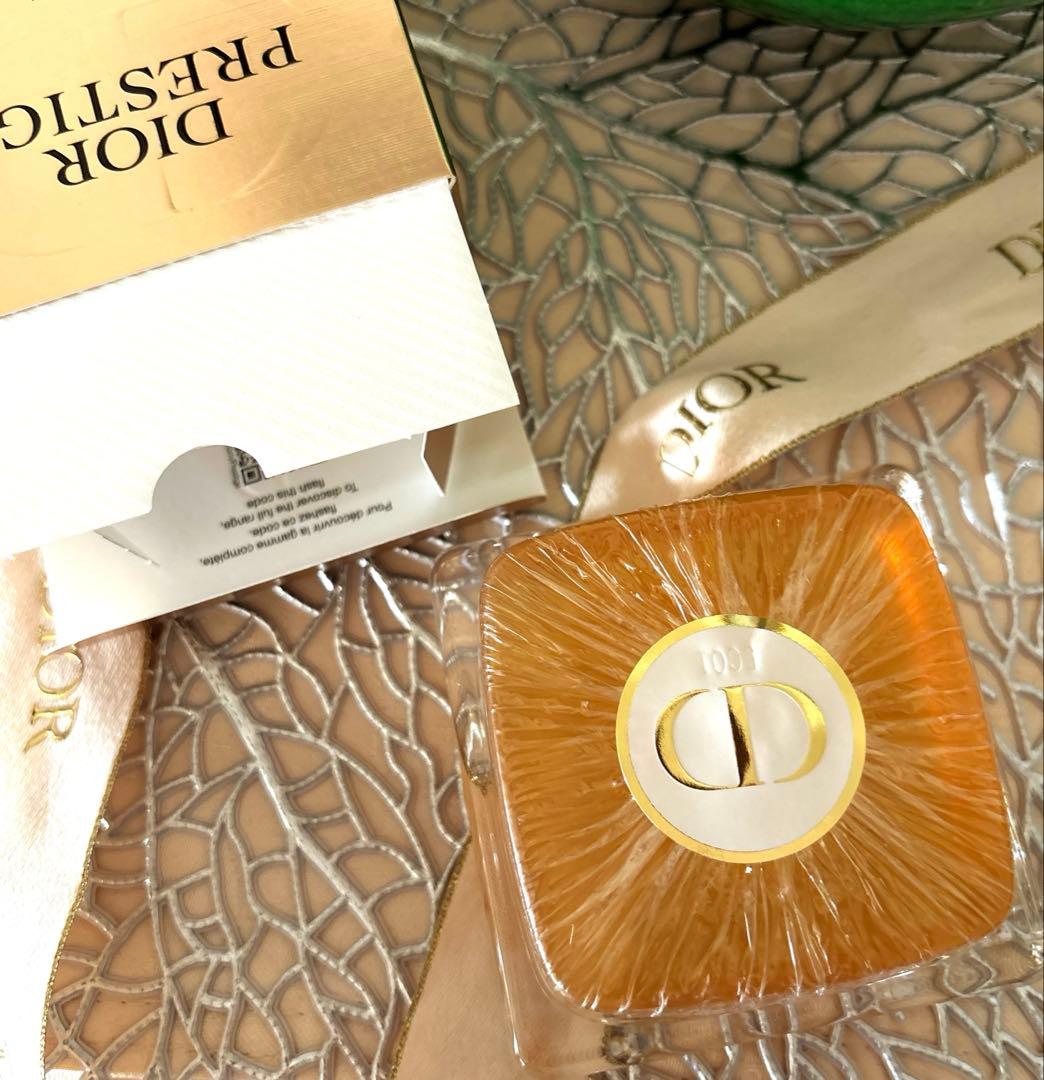 Dior プレステージ　ル　サヴォン　クレンジングフォーム