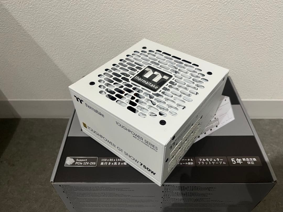 電源ユニット Thermaltake TOUGHPOWER GT  750W