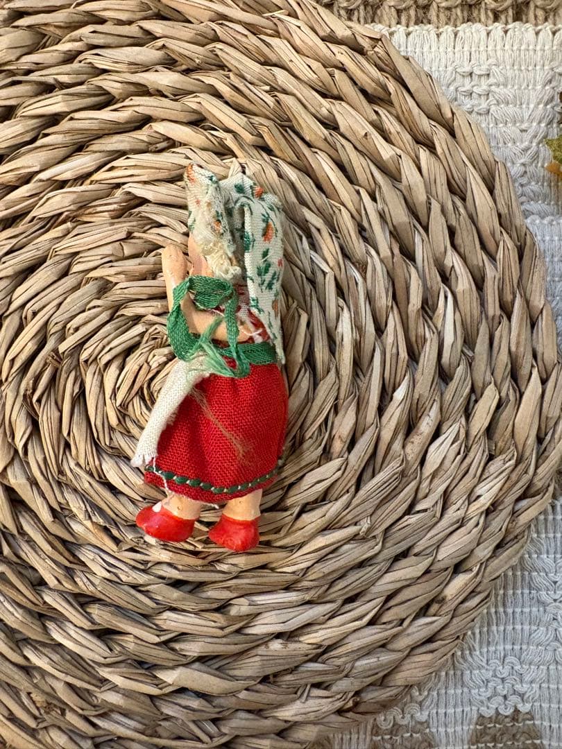 ドイツ　アンティークドール　民族衣装