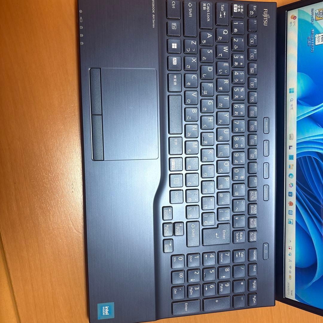 Fujitsu LIFEBOOK AH40/H ダークブルー ノートPC