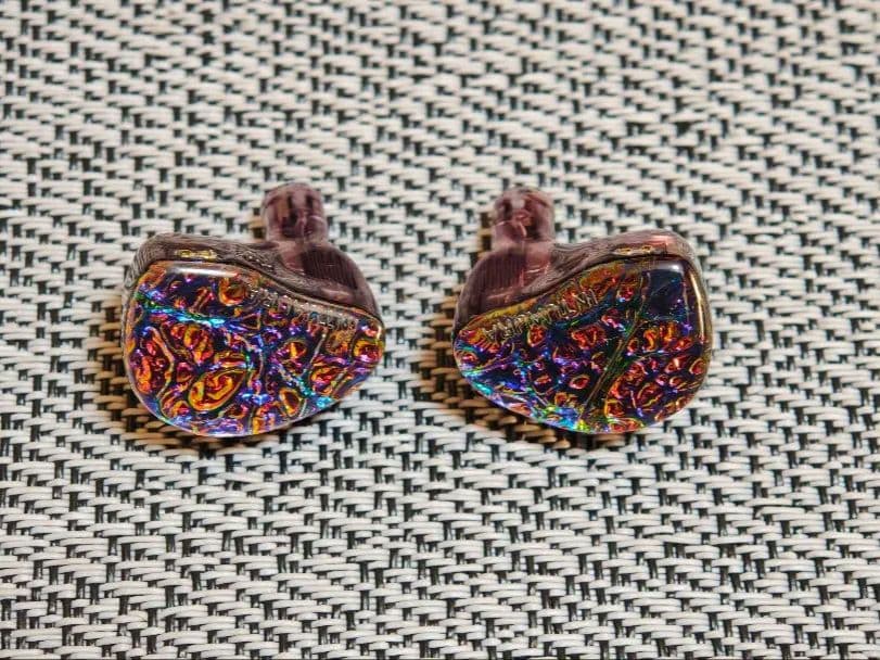 (美品)INTUAURA Uniqueness 4.4mm 1DD+4BA