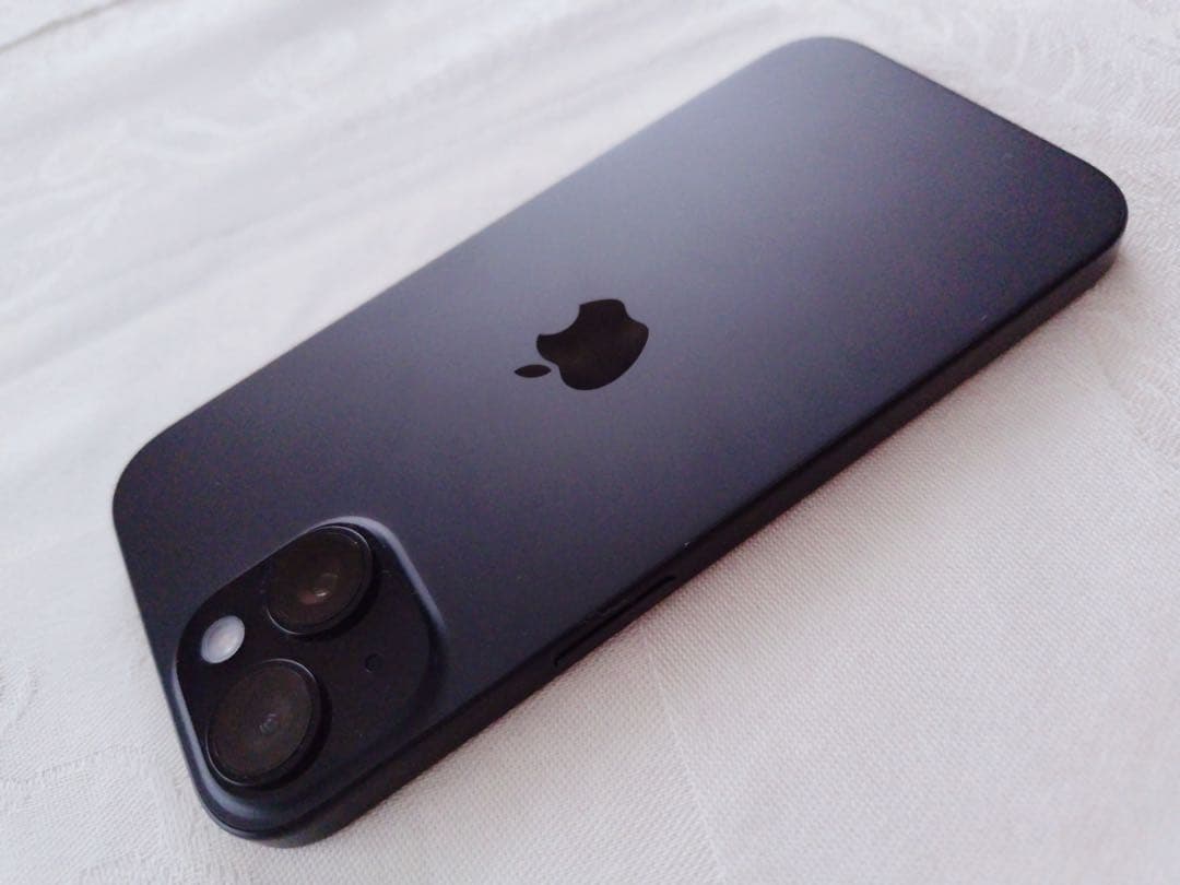 iPhone 15 128GB ブラック SIMフリー 匿名配送