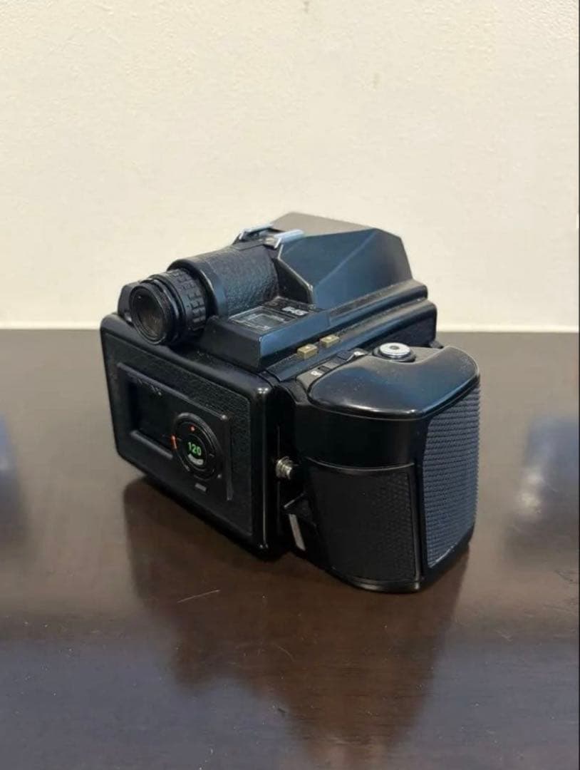 ジャンク品　通電確認済みPENTAX645 一眼レフ　中判カメラ　フィルカメラ