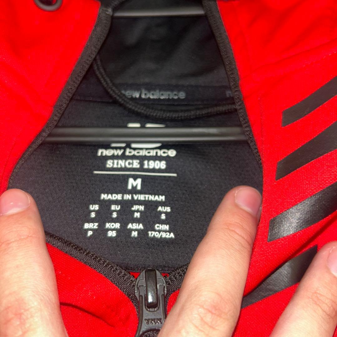 New Balance フード付きジャケット M レッド