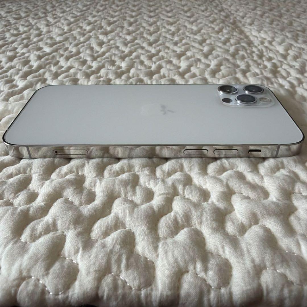 Apple iPhone12pro 128GB シルバー 本体のみ
