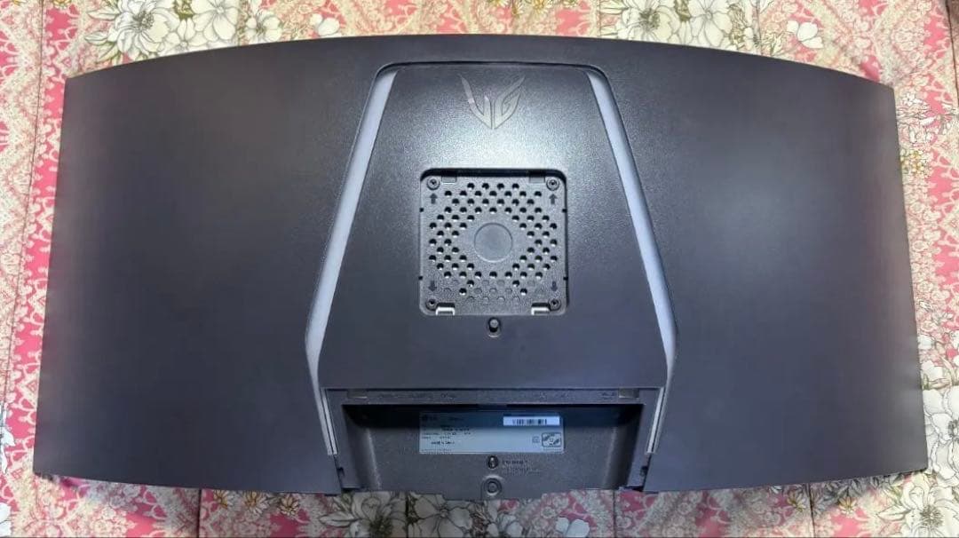 LG UltraGear 39GS95QE-B OLED湾曲ゲーミングモニター