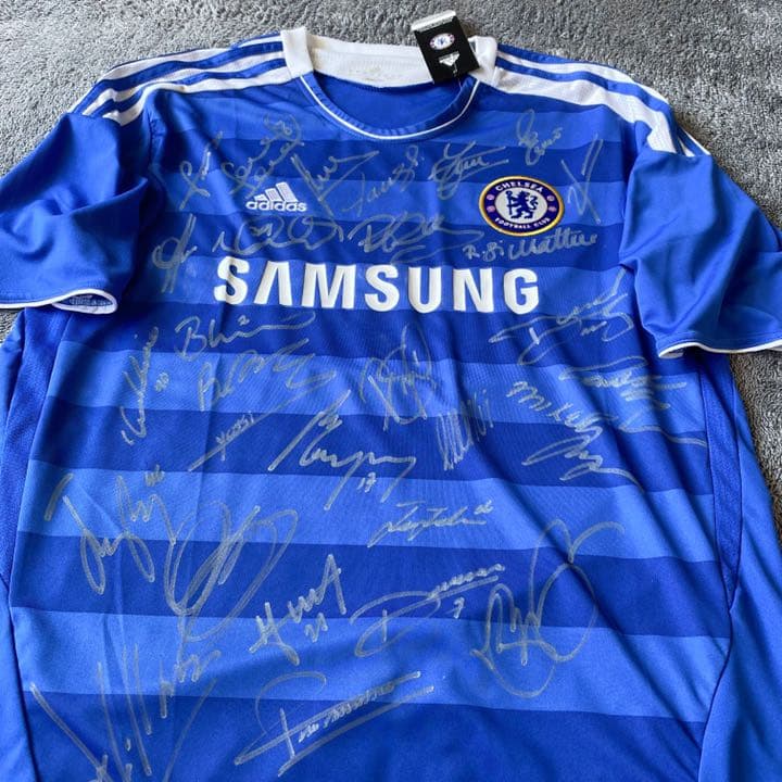 【証明書付】11-12 チェルシー２４選手＋スタッフ直筆サイン入り ユニフォーム