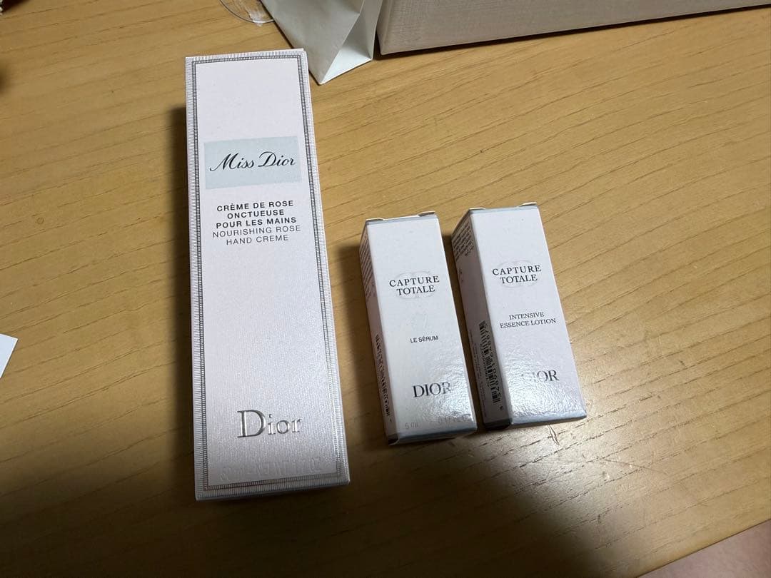 Dior ミス　ディオール　ハンドクリーム　バスボム　セット