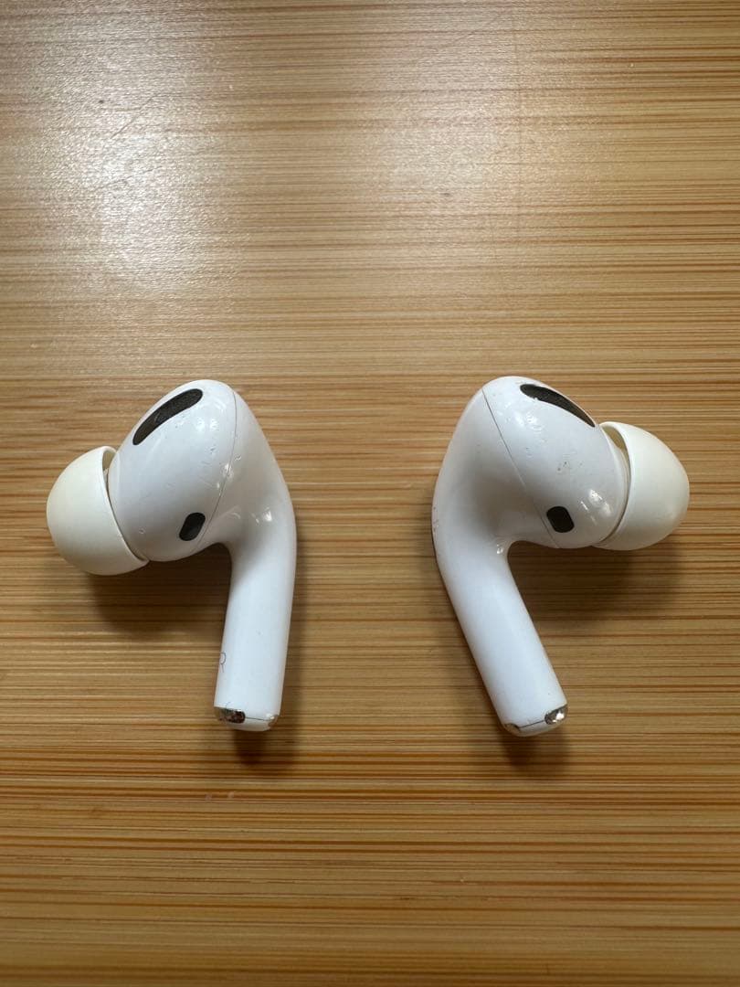 AirPods Pro2 ホワイト 充電ケース本体 左耳つき