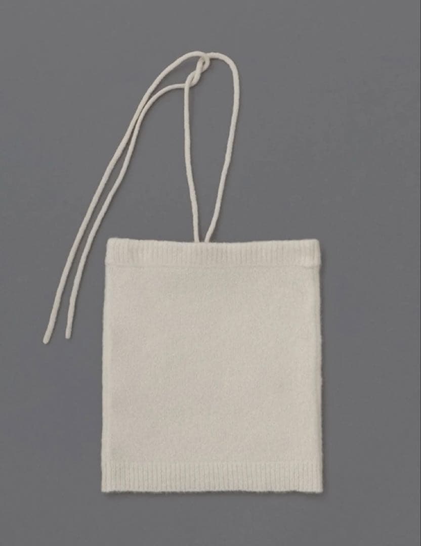 【yo BIOTOP】cashmere halter bare top