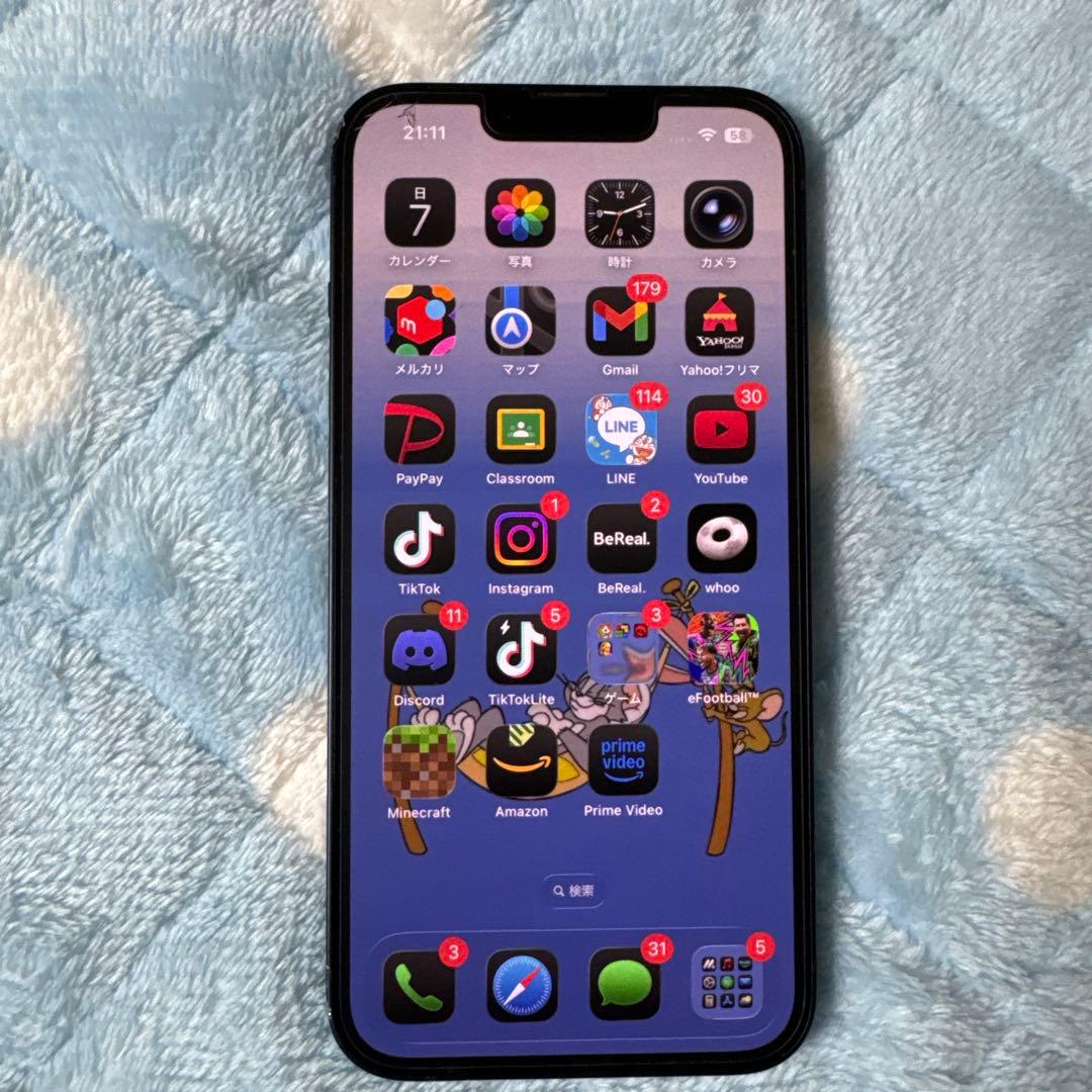 Apple iPhone 13 ミッドナイト　ケース３個付き