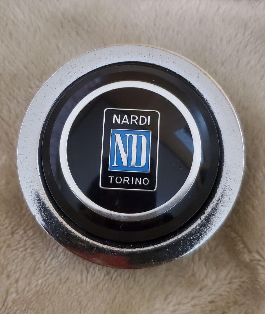 ナルディ　ステアリング　当時物　直径約36センチ