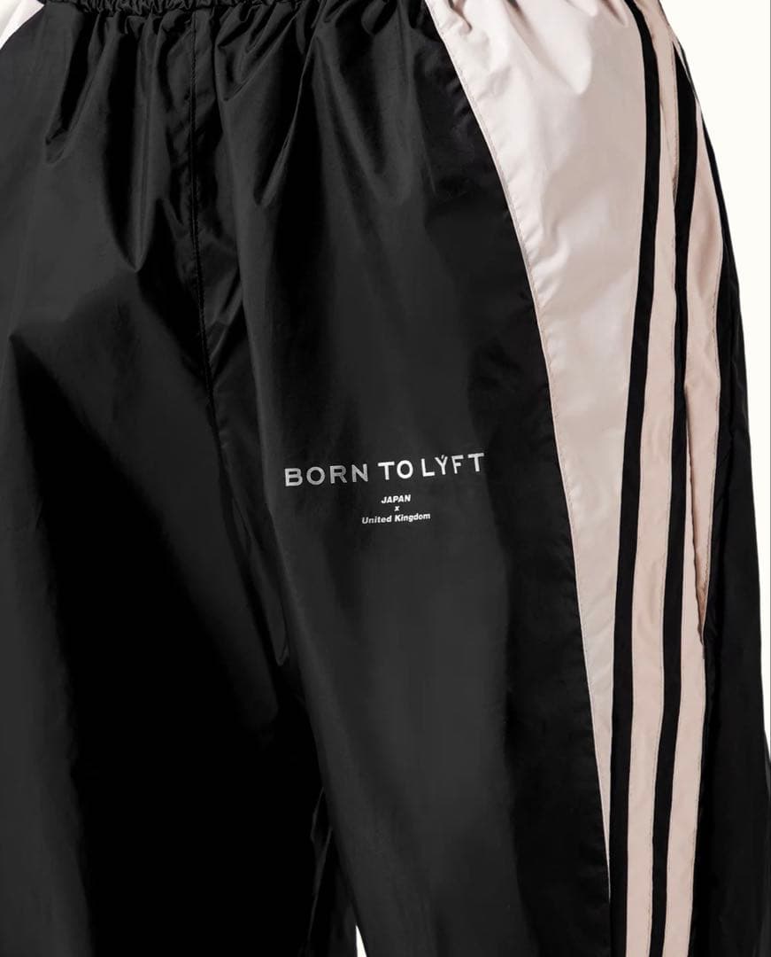 LYFT BORN TO LYFT ブラックパンツ値下げ交渉有　です！