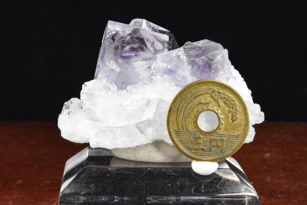 中国浙江省産 フローライトオンクォーツ