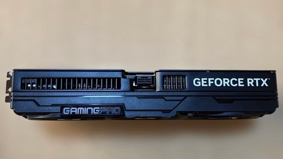 PALIT グラフィックボードGeForce RTX5070 12GB