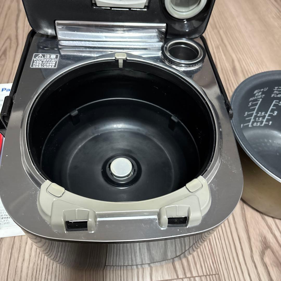 パナソニック　炊飯器　SR-SPX106