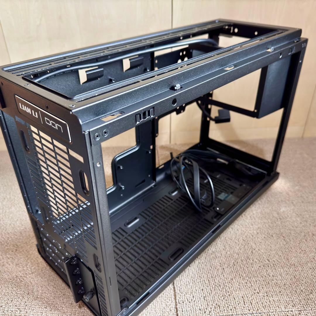 Lian Li A3-mATX-WD ブラック