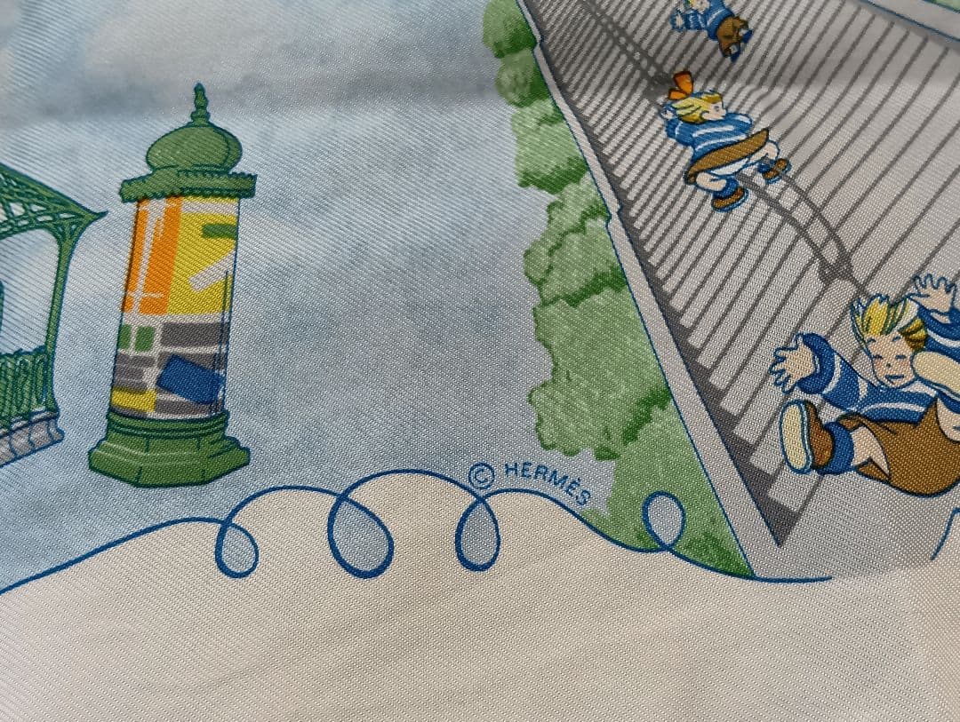 230 HERMES エルメス カレ45 いたずら三つ子