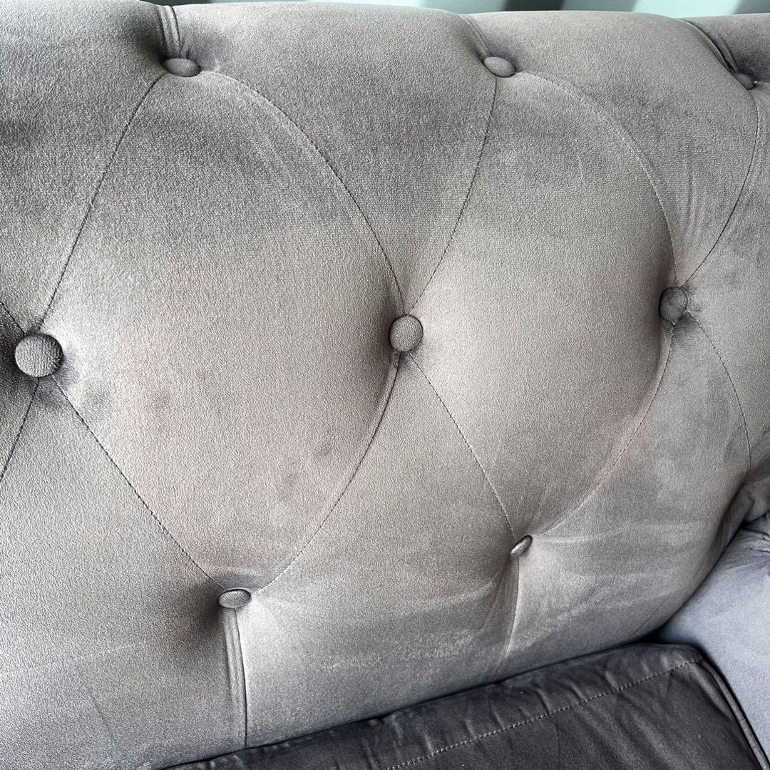 取付無料！グレーファブリック 英国モダン風チェスターフィールドソファ✨