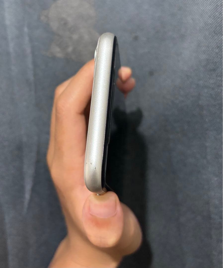iPhone11 SIMフリー ホワイト