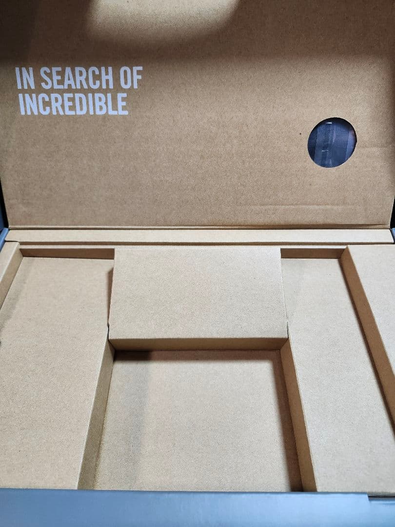 【最終価格】ASUS ZenBook 14インチ UM425IA 外装傷なし