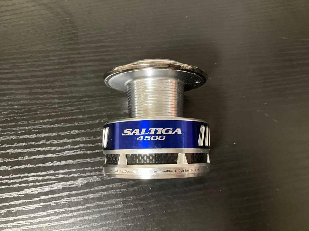 DAIWA 10ソルティガ5000 4500スプール・ケース付 SALTIGA