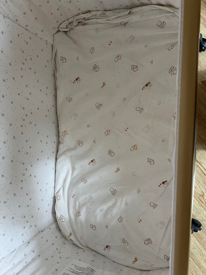 HZDMJ ベビーベッド　コンパクトベビーベッド　ベージュ　おまけあり