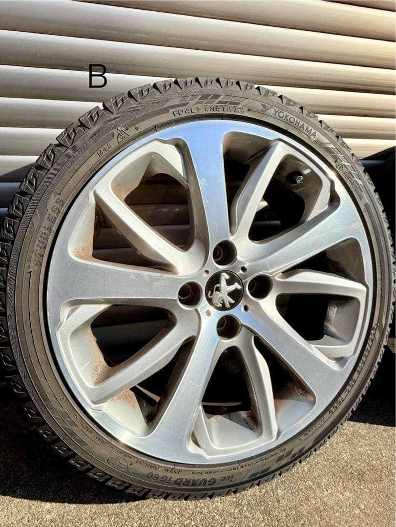 プジョー208用スタッドレスタイヤ&ホイール4本セット205/45R17