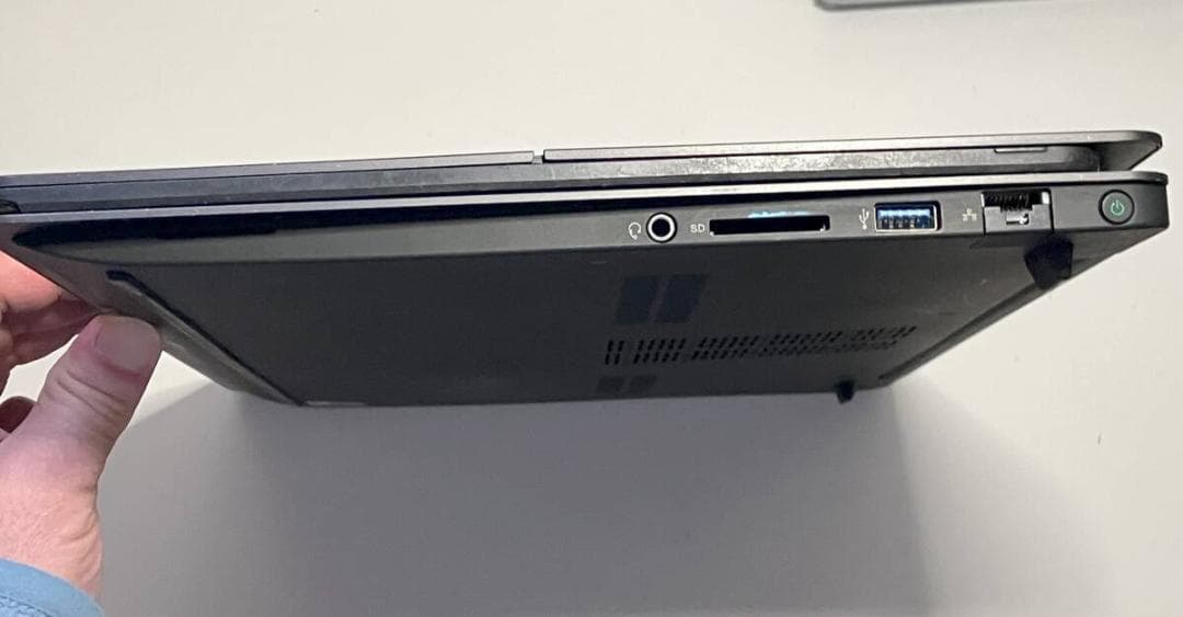 SONY SVF15N18 Win11 Core i7 SSD　メモリ８GB