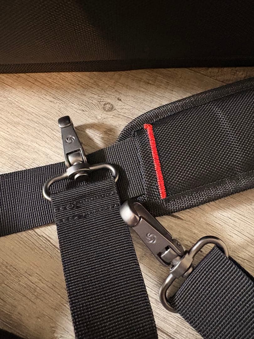 いちご❗️ サムソナイト 2way ビジネスバッグ ブラック