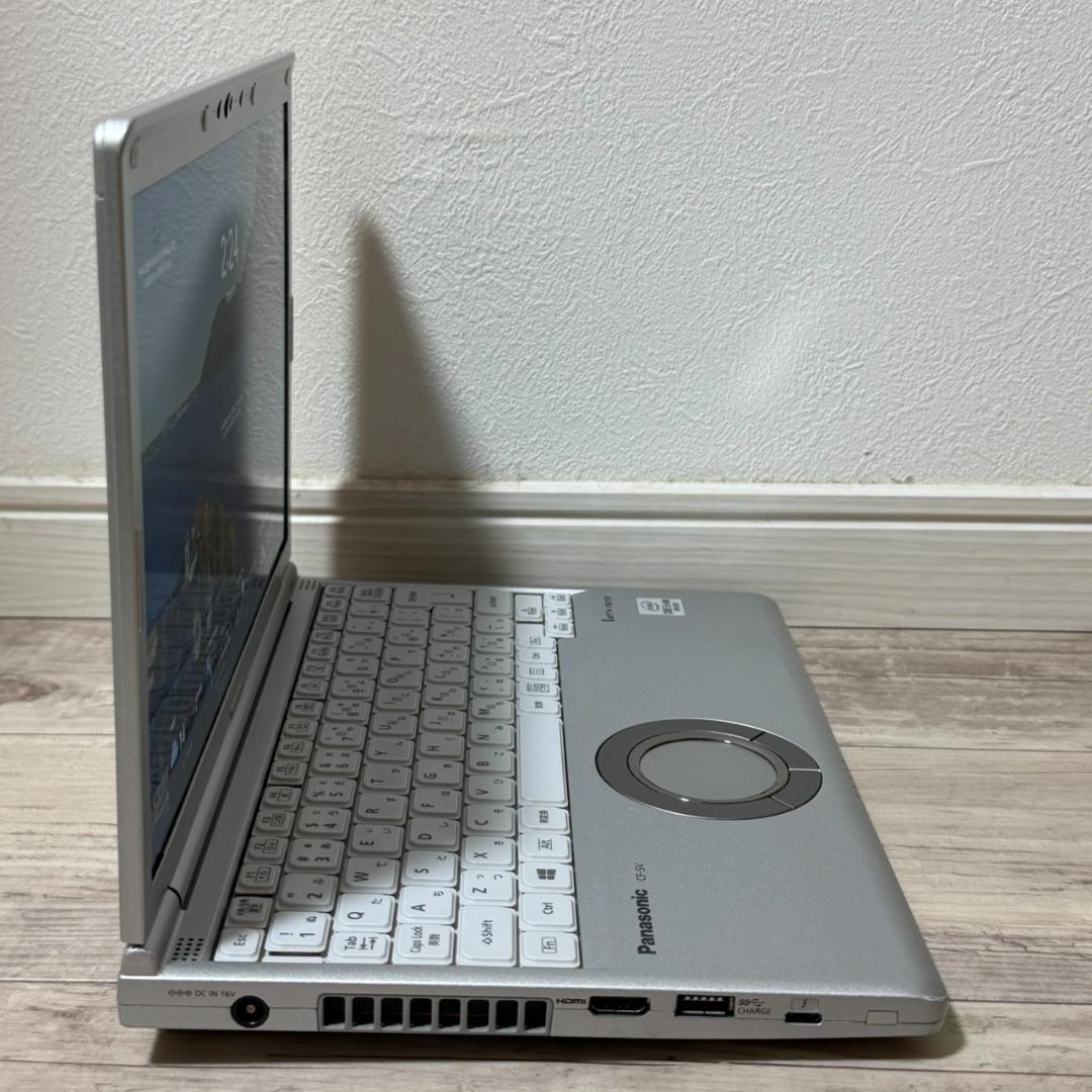 2in1PC Win11 富士通 第10世代 Core i5 8GB 256GB