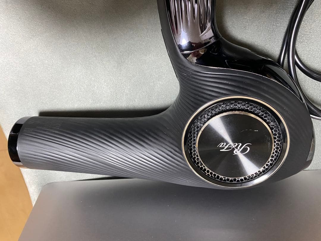 ドラコロセンター　リファ ブラック ヘアドライヤー