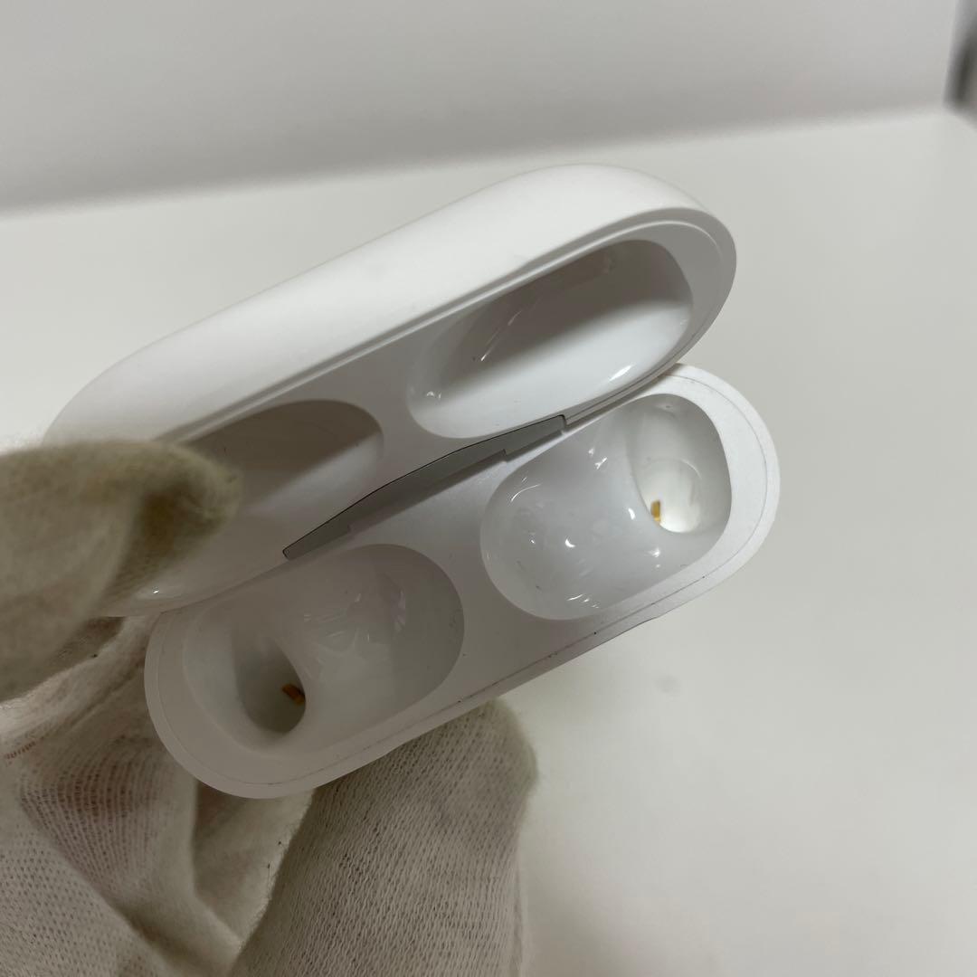 AirPods Pro 第2世代 MTJV3J/A ワイヤレスイヤホン 中古