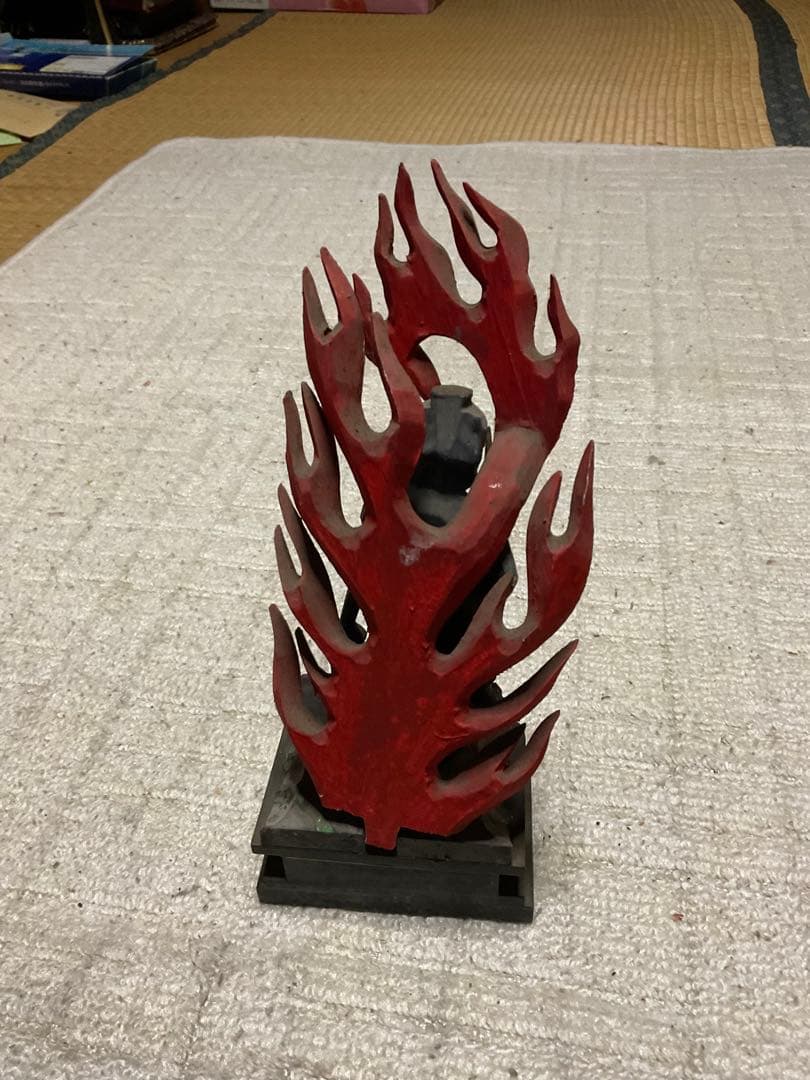 年代不明？／不動明王立像・木製。高さ／17センチ。【分離出来ます。年代物】。