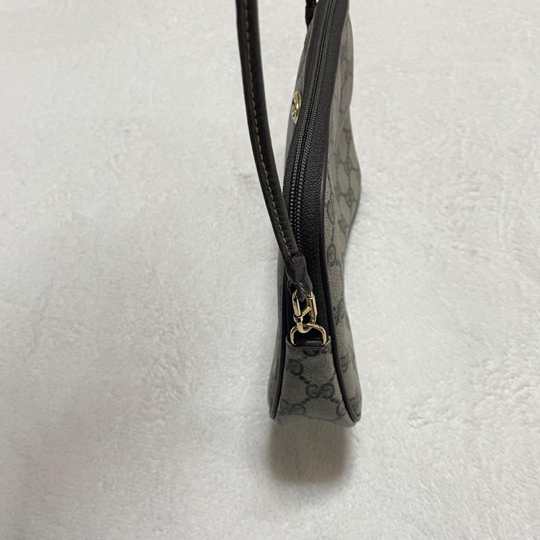 グッチ　ショルダーバッグ