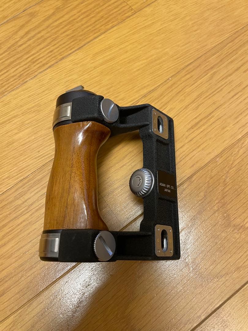 Pentax67 grip / ペンタックス67