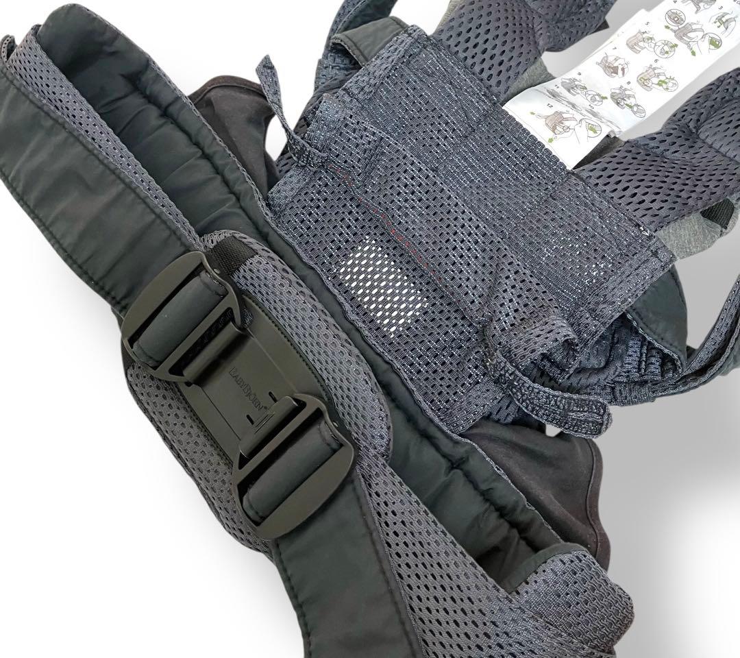 美品 国内正規品 送料無料 BabyBjorn ベビーキャリア HARMONY