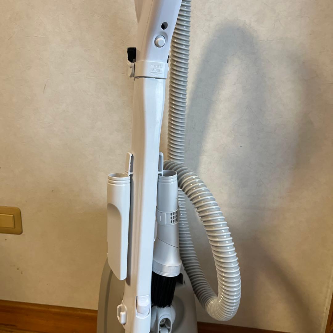 ヒフミヨイ⭐︎さま日立CV-KP900L紙パック式掃除機