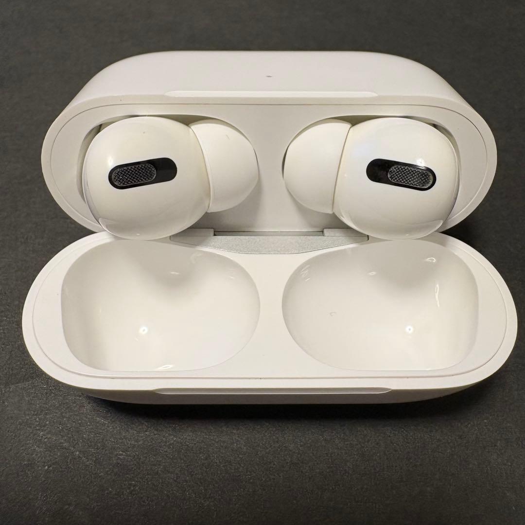 【美品】 Apple AirPods Pro 第1世代 イヤホン 正規品 純正品