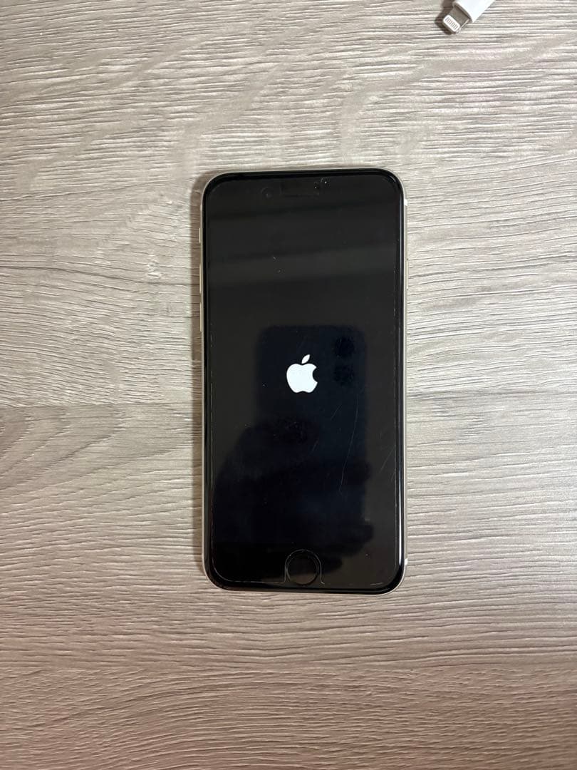 iPhone SE 第三世代 128ギガ