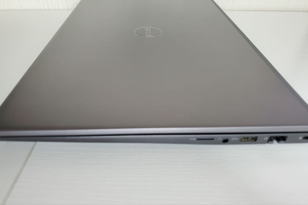 Vostro5502 第11世代Corei7 16GB 512GB MX330