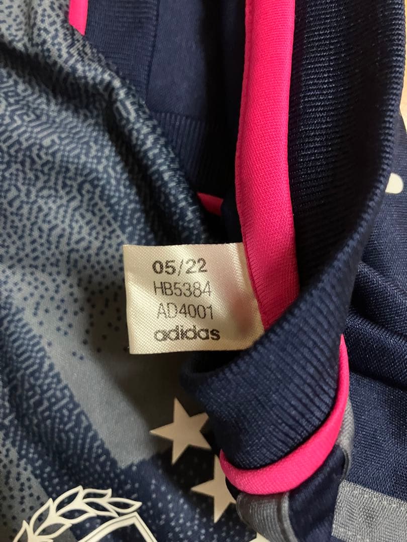 横浜Fマリノス　横浜Denaベイスターズ　コラボ　ユニフォーム　サッカー