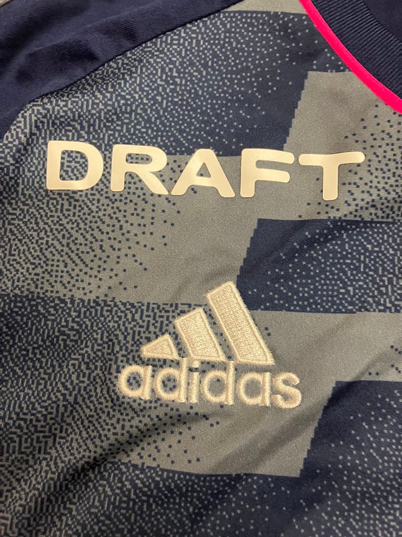 横浜Fマリノス　横浜Denaベイスターズ　コラボ　ユニフォーム　サッカー