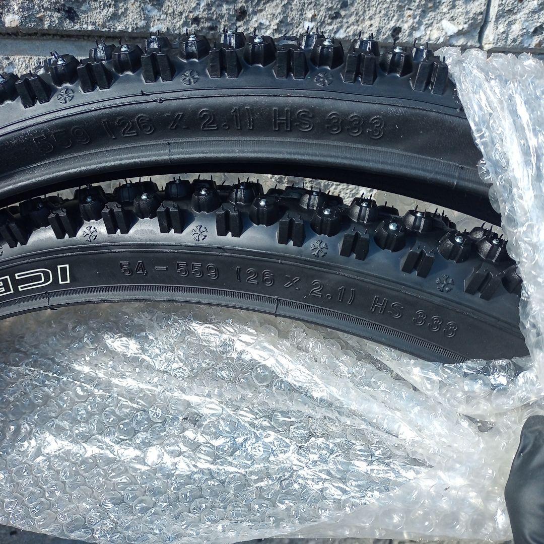 シュワルベ　アイススパイカー未使用 2本セット サイズ 26 x 2.10